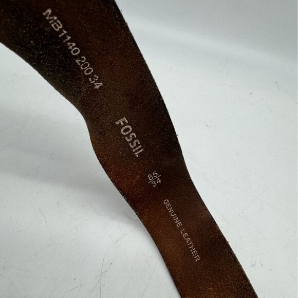 Vintage Fossil Mens Brown Genuine Leather Buckle Belt Size 34 Classic Casual - Picture 4 of 9